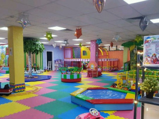 Комната лабинск. Игровой центр Краснодар. Игровая комната для детей Краснодар. Детский развлекательный центр Краснодар. Детские развлекательные центры в Краснодаре.