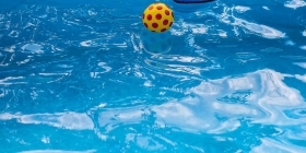 Чудо-мяч для игры на воде